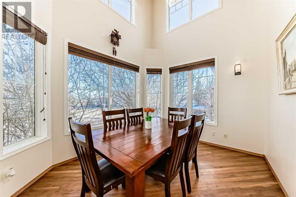 7 Crestmont Drive Sw, Calgary, Alberta  T3B 5W4 - Photo 7 - A2213328