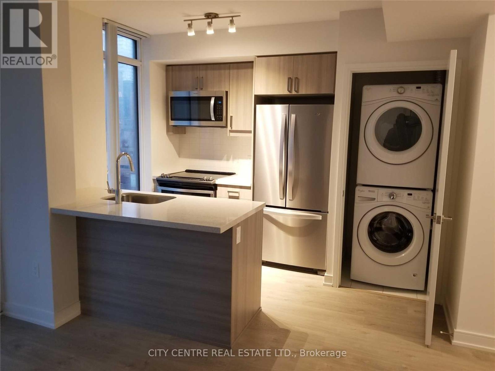 801 - 50 Wellesley Street E, Toronto, Ontario  M4Y 0C8 - Photo 1 - C12205667