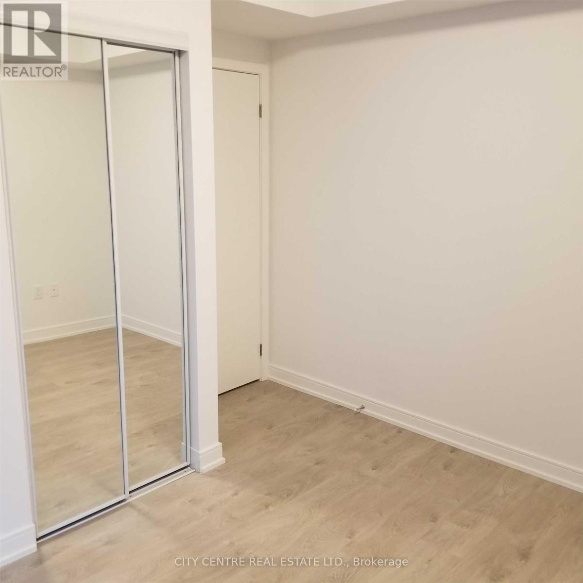 801 - 50 Wellesley Street E, Toronto, Ontario  M4Y 0C8 - Photo 5 - C12205667