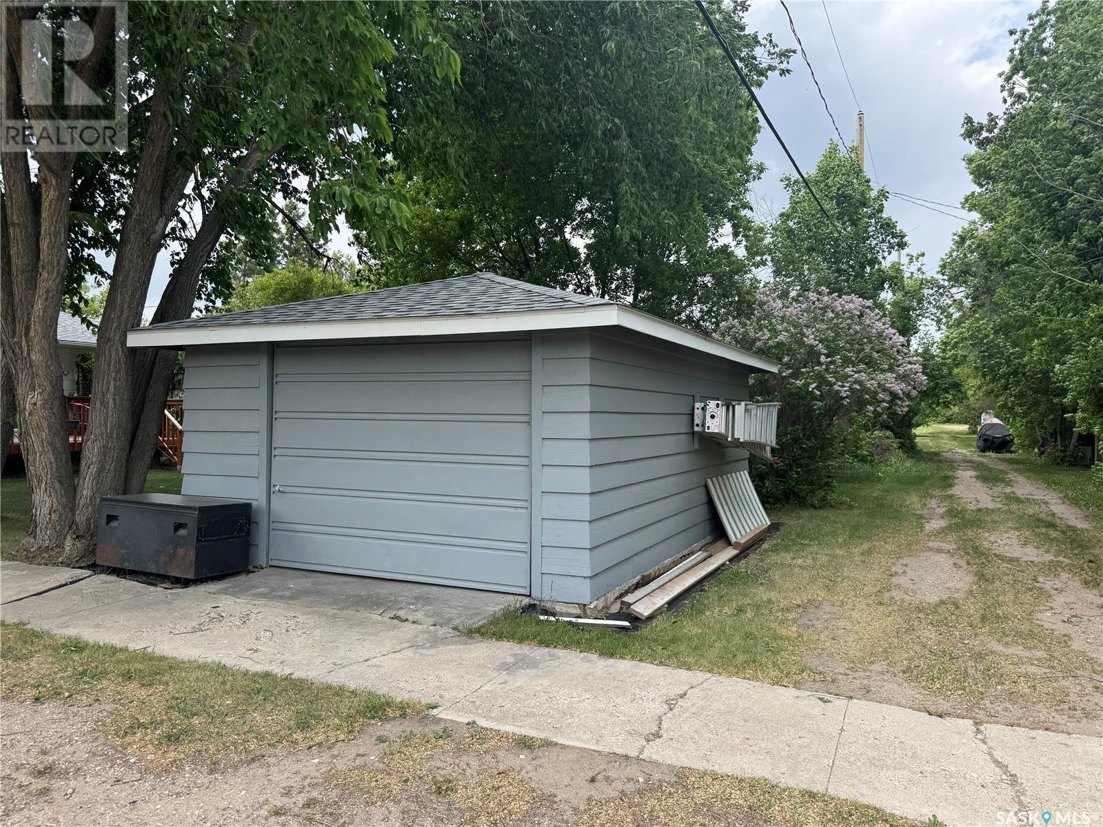 401 2nd Avenue, Jansen, Saskatchewan  S0K 2B0 - Photo 28 - SK008785