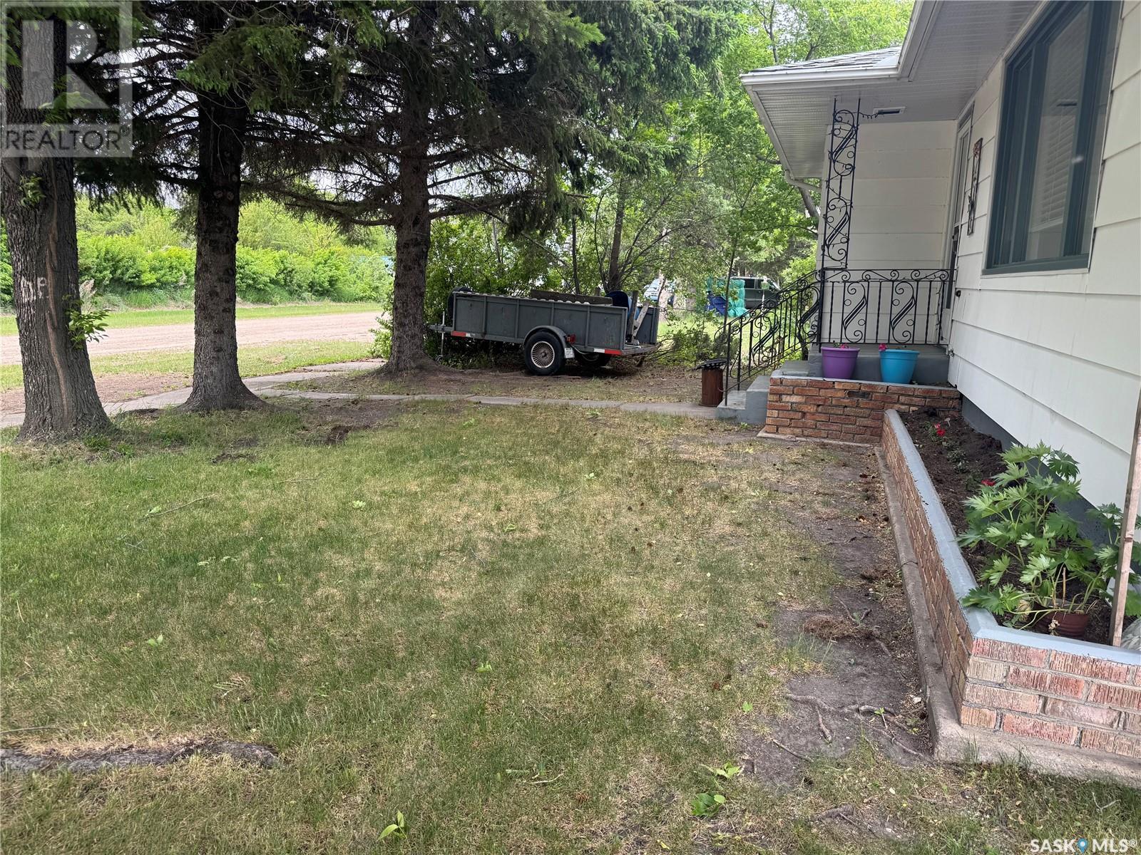 401 2nd Avenue, Jansen, Saskatchewan  S0K 2B0 - Photo 32 - SK008785