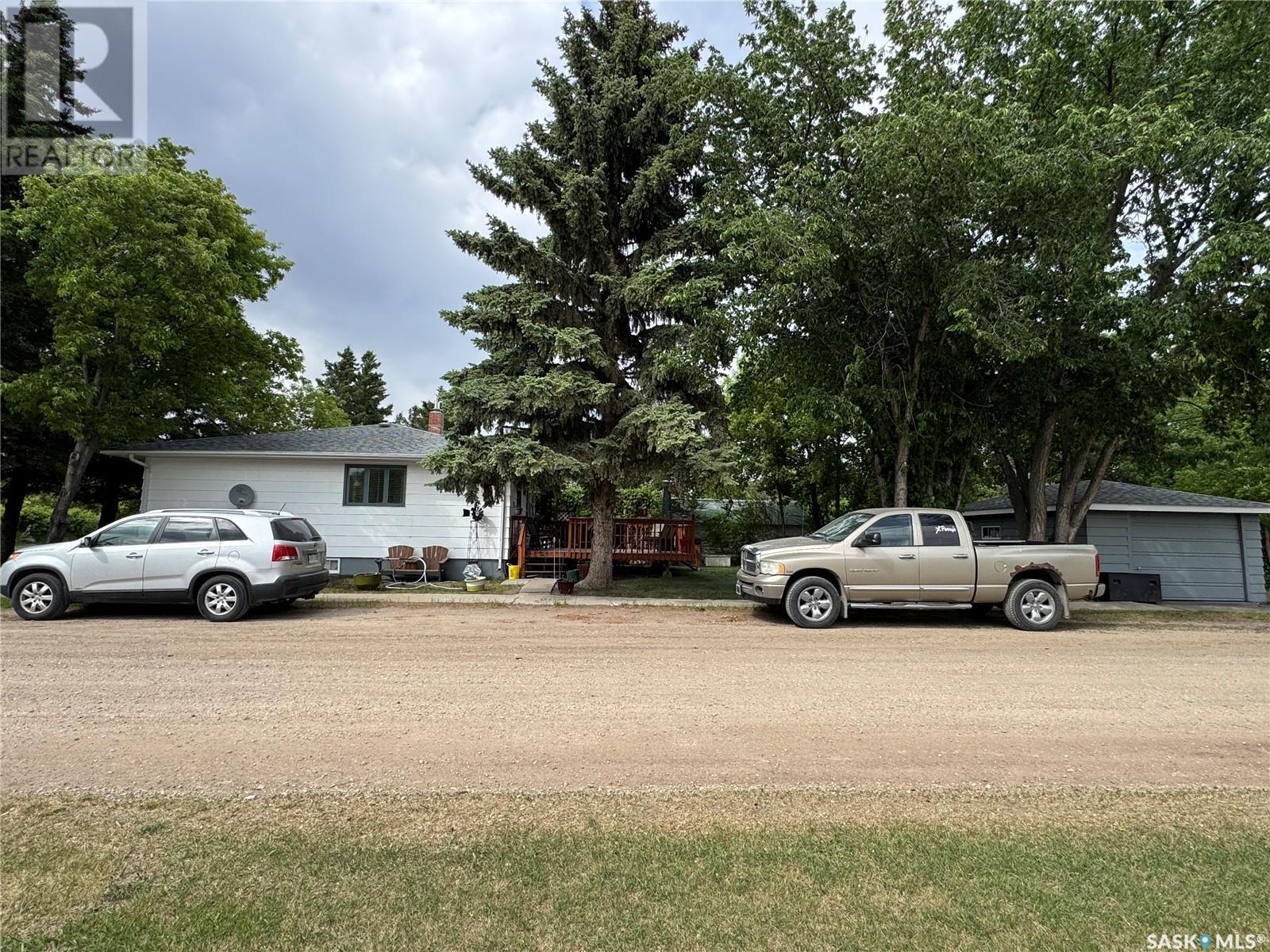 401 2nd Avenue, Jansen, Saskatchewan  S0K 2B0 - Photo 35 - SK008785