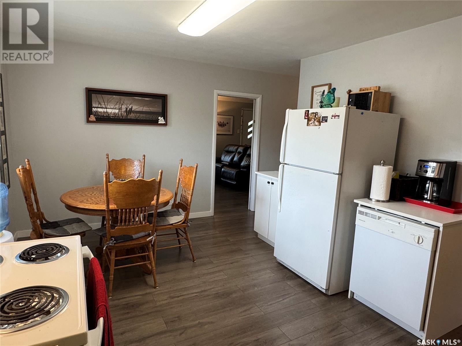 401 2nd Avenue, Jansen, Saskatchewan  S0K 2B0 - Photo 6 - SK008785