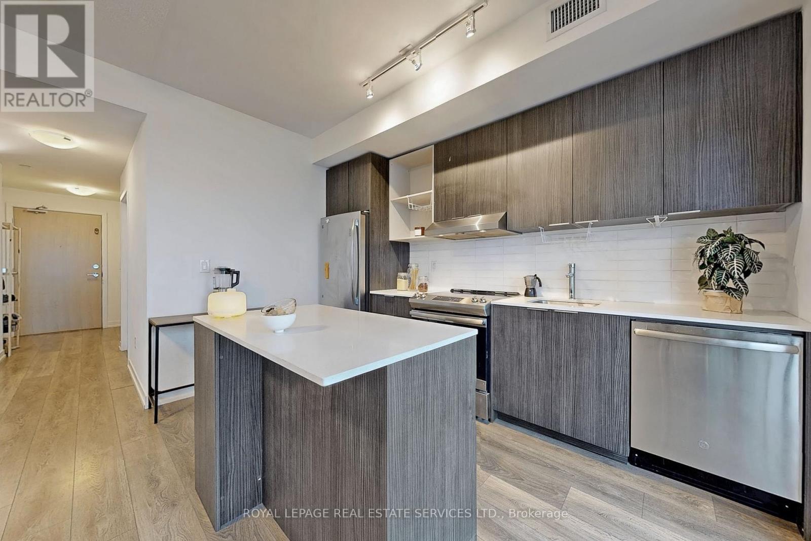 718 - 2520 Eglinton Avenue W, Mississauga, Ontario  L5M 0Y4 - Photo 8 - W12178615