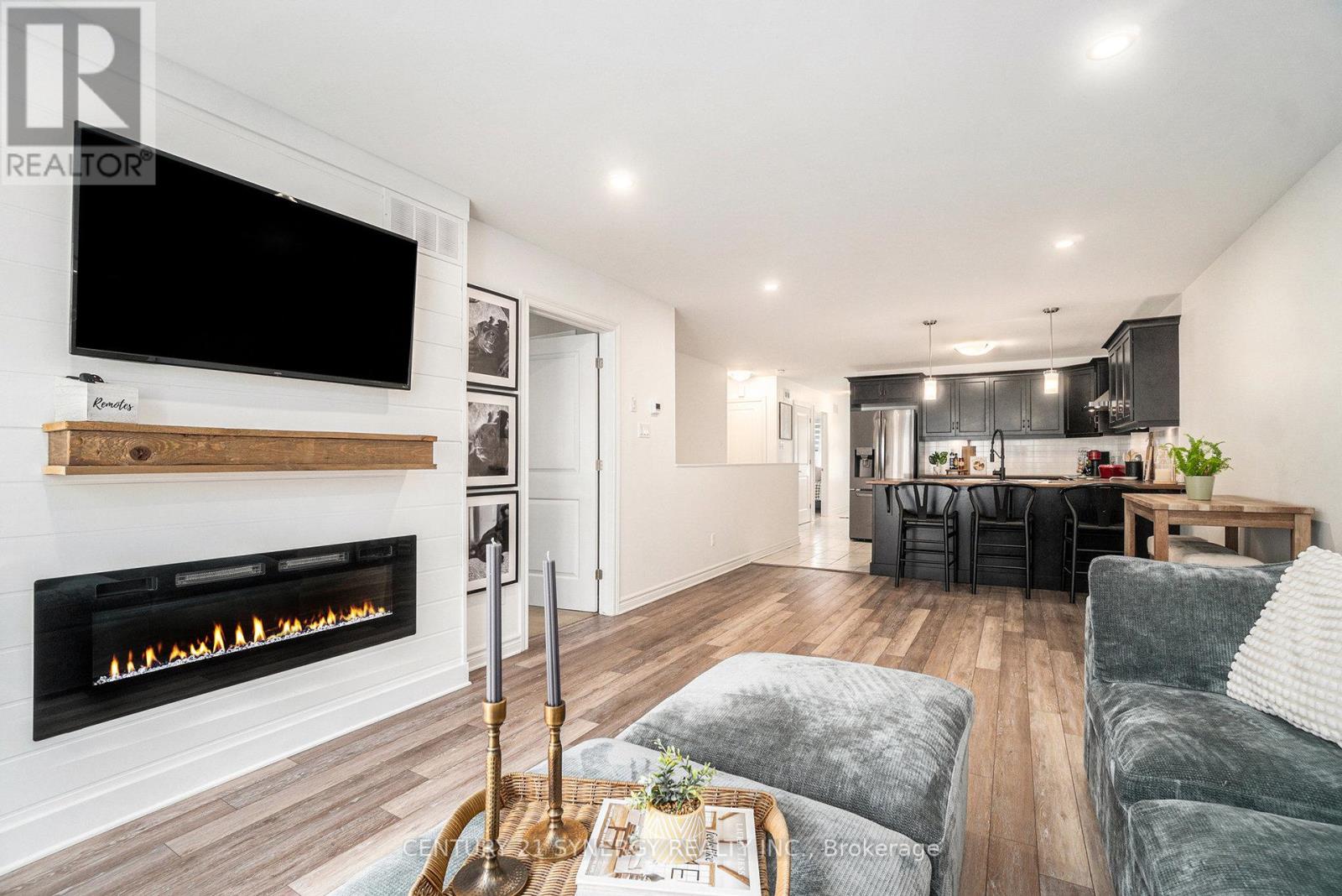 110 Seabert Drive, Arnprior, Ontario  K7S 0K1 - Photo 6 - X12205670