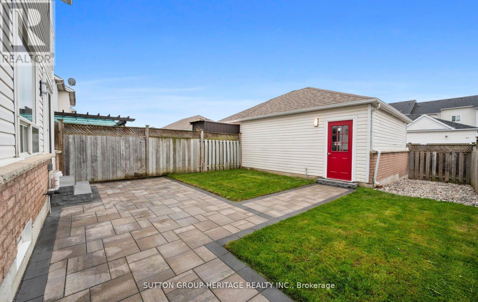 14 Bayside Gate E, Whitby, Ontario  L1N 9T1 - Photo 34 - E12205671