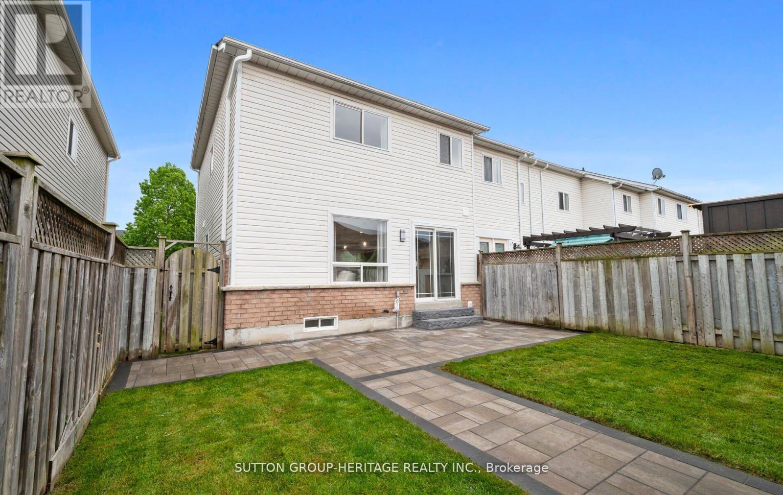 14 Bayside Gate E, Whitby, Ontario  L1N 9T1 - Photo 35 - E12205671