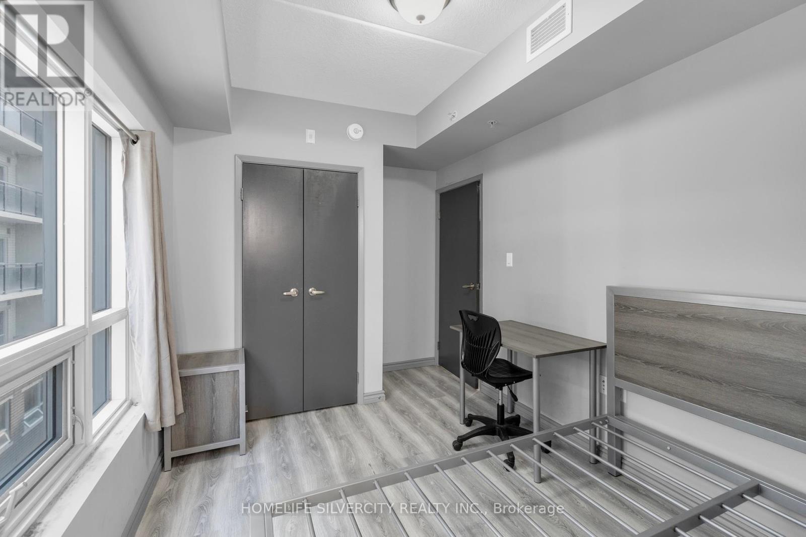 405 - 275 A Larch Street, Waterloo, Ontario  N2L 0J1 - Photo 20 - X12200780