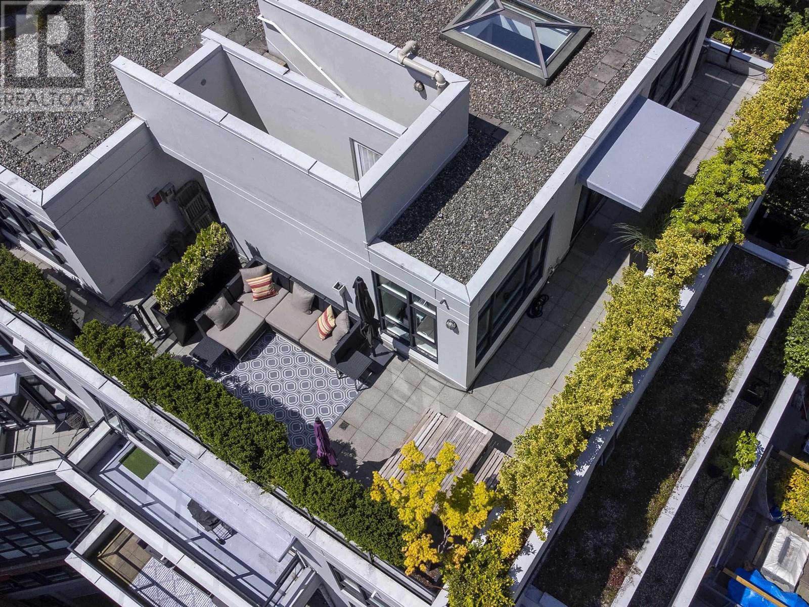 PH3 988 RICHARDS STREET, vancouver, British Columbia V6B8R2