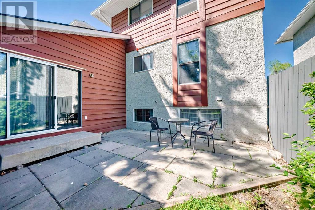 Property at 17, 6915 Ranchview Drive NW image 1