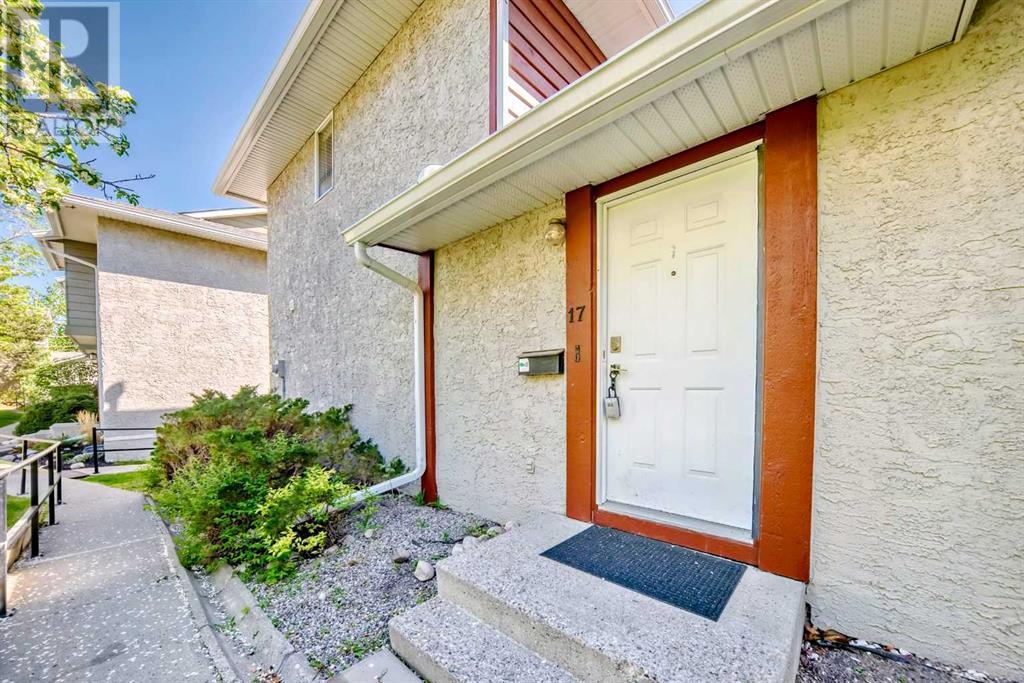 Property at 17, 6915 Ranchview Drive NW image 2