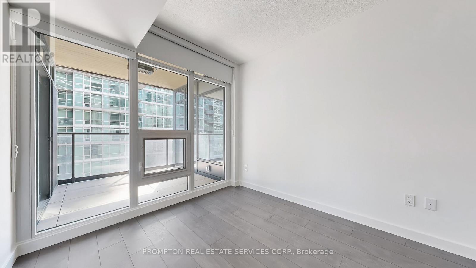 808 - 1 Concord Cityplace Way, Toronto, Ontario  M5V 0X3 - Photo 13 - C12162034