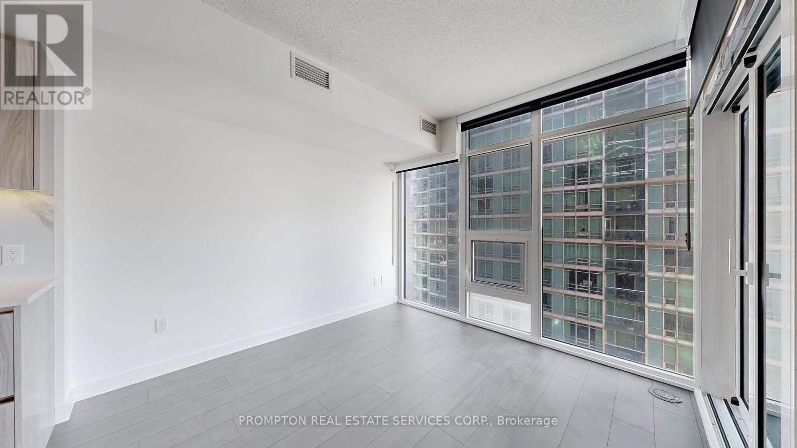 808 - 1 Concord Cityplace Way, Toronto, Ontario  M5V 0X3 - Photo 27 - C12162034