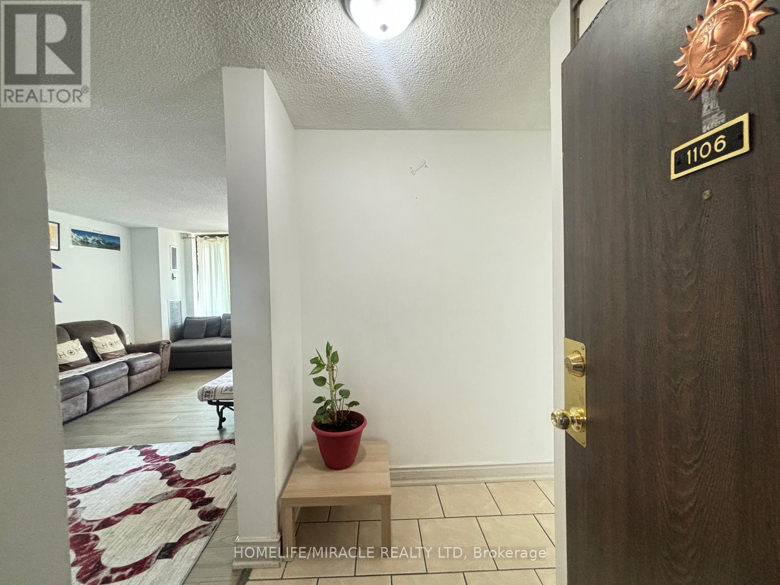 1106 - 4 King Cross Road, Brampton, Ontario  L6T 3X8 - Photo 12 - W12201817