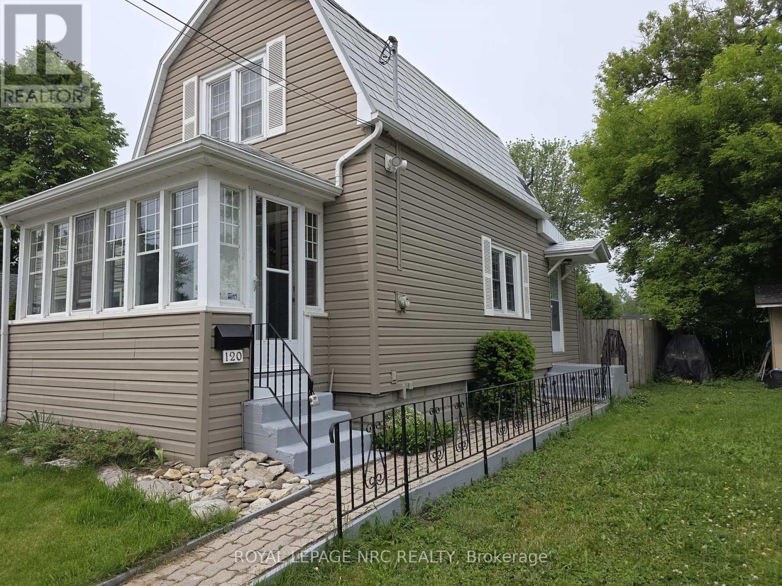 Property at 120 ERIE STREET image 3