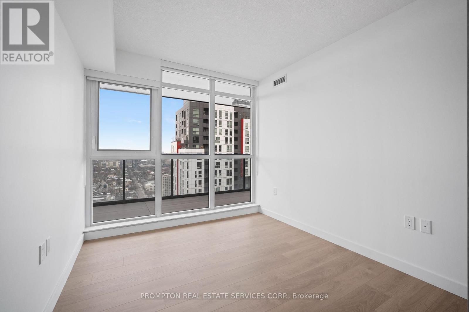 2611 - 38 Widmer Street, Toronto, Ontario  M5V 0P7 - Photo 17 - C12112666