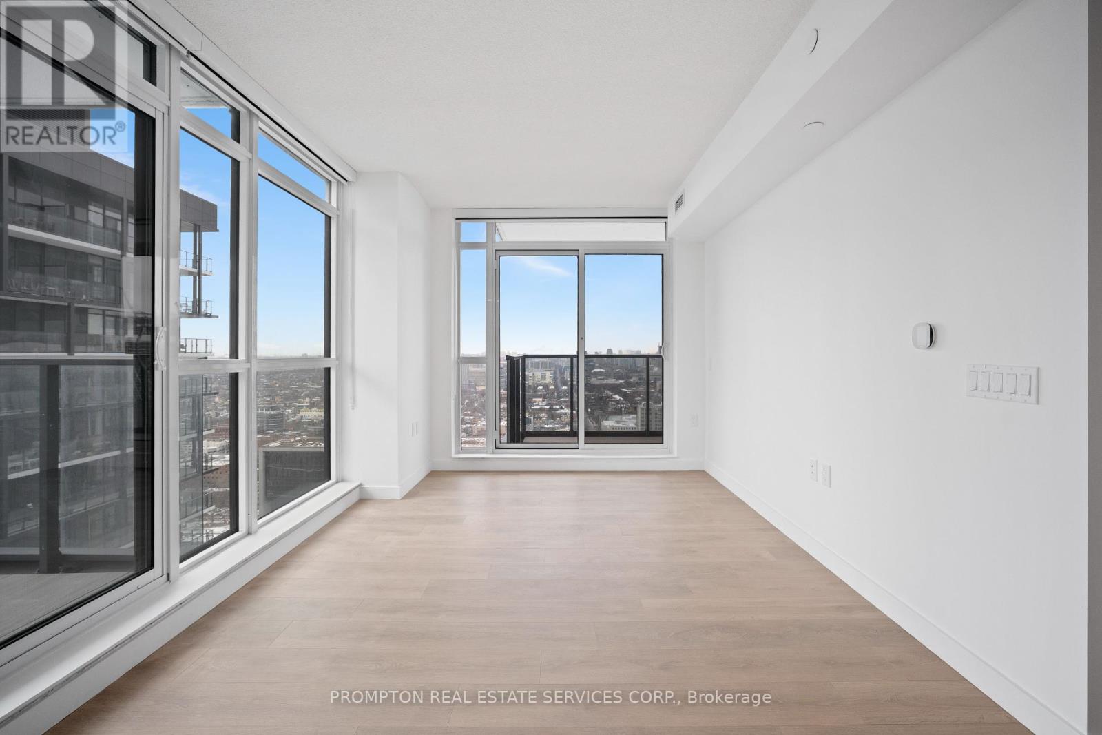 2611 - 38 Widmer Street, Toronto, Ontario  M5V 0P7 - Photo 16 - C12112666