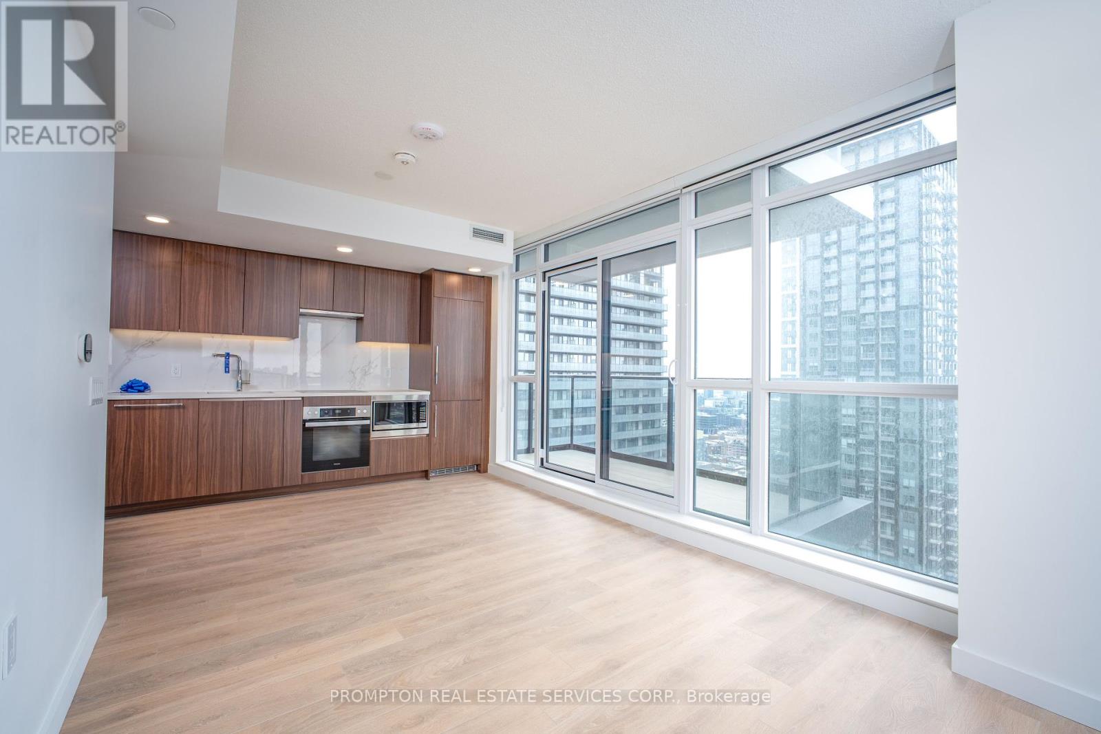 2611 - 38 Widmer Street, Toronto, Ontario  M5V 0P7 - Photo 24 - C12112666