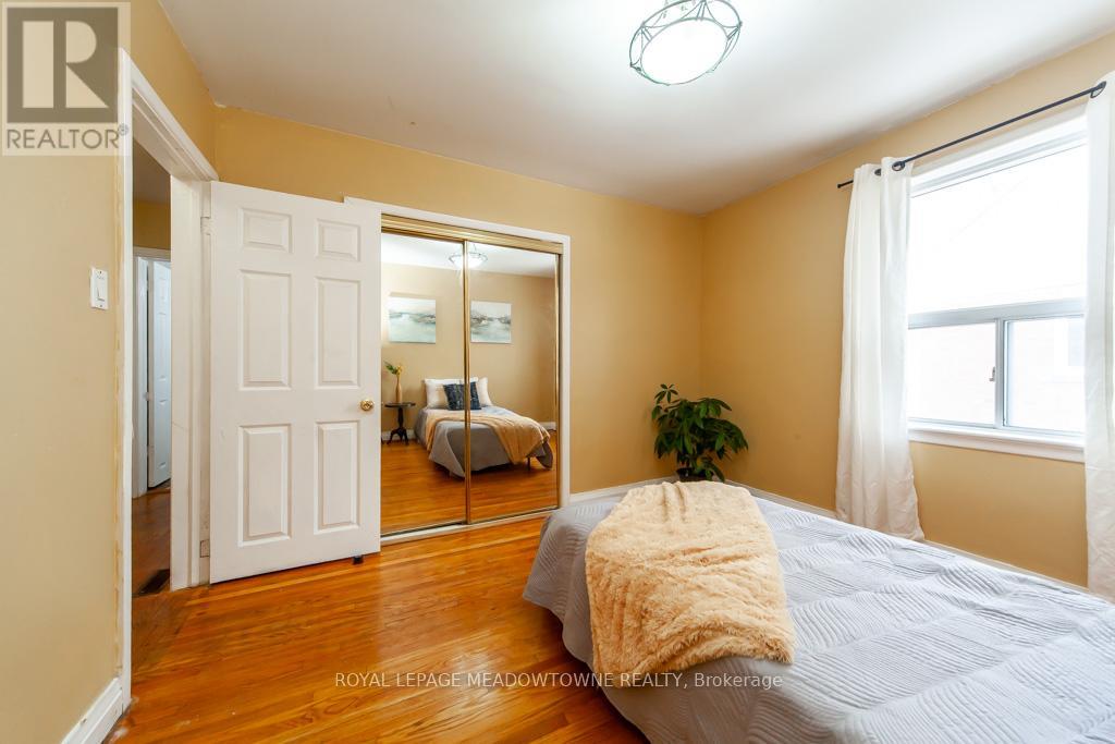 47 Jodphur Avenue, Toronto, Ontario  M9M 2J3 - Photo 22 - W12172681