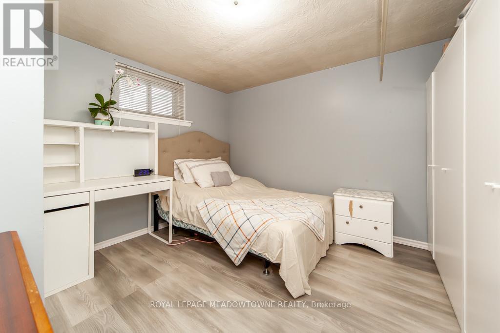 47 Jodphur Avenue, Toronto, Ontario  M9M 2J3 - Photo 35 - W12172681