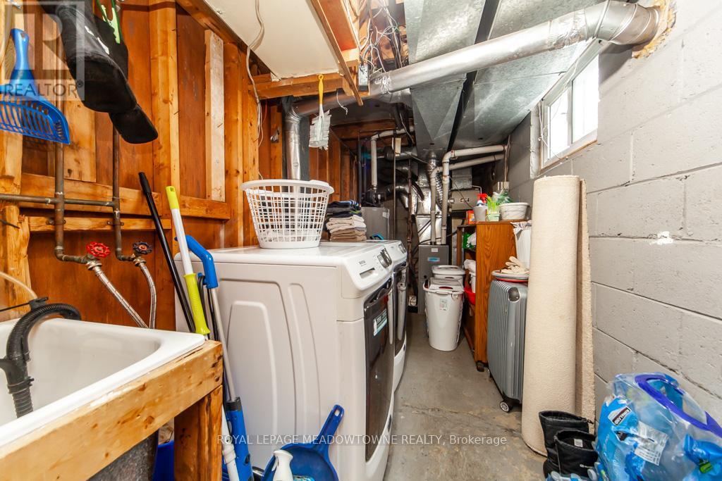 47 Jodphur Avenue, Toronto, Ontario  M9M 2J3 - Photo 42 - W12172681