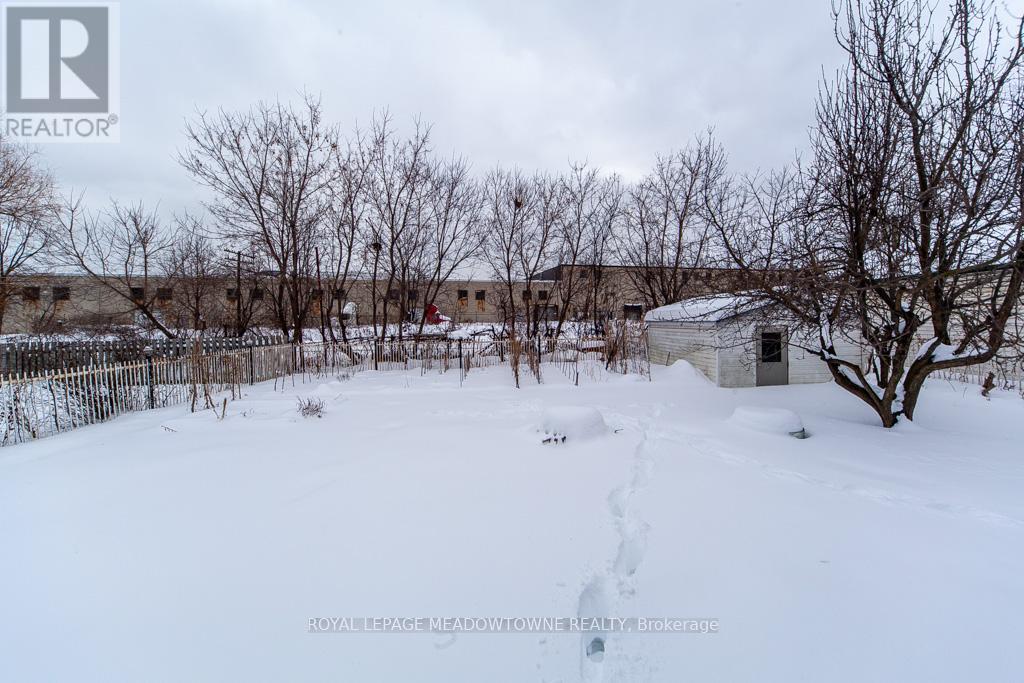 47 Jodphur Avenue, Toronto, Ontario  M9M 2J3 - Photo 43 - W12172681