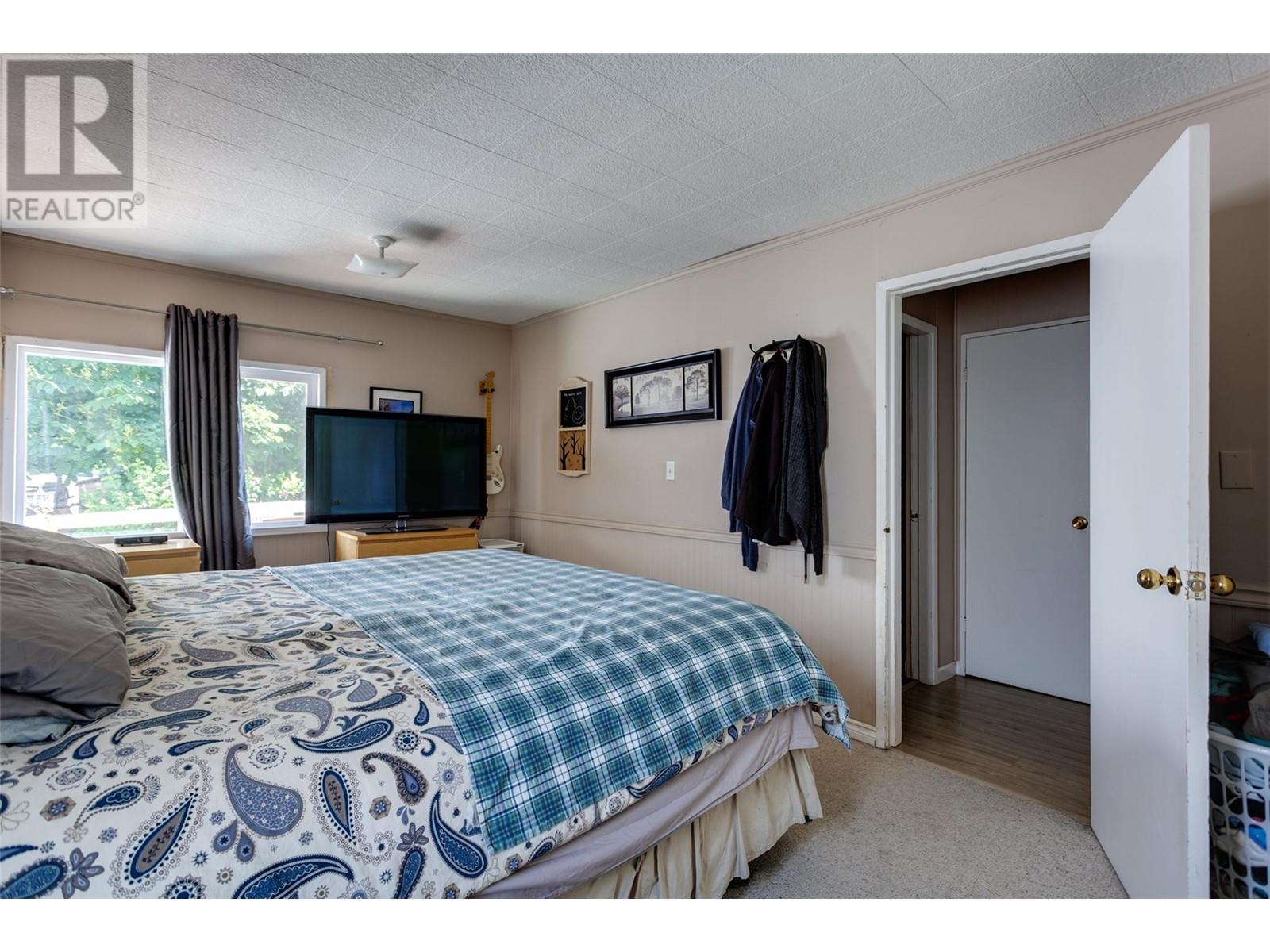 15585 Greenhow Road, Oyama, British Columbia  V4V 2E7 - Photo 10 - 10348898