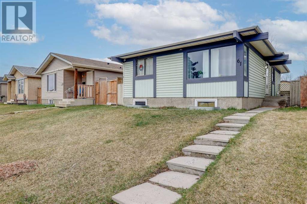 61 Aberdare Crescent Ne, Calgary, Alberta  T2A 6T5 - Photo 2 - A2208386