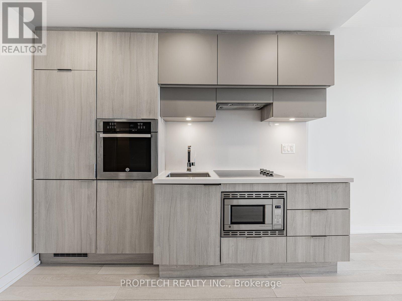 4201 - 39 Roehampton Avenue, Toronto, Ontario  M4P 1P9 - Photo 8 - C12205684