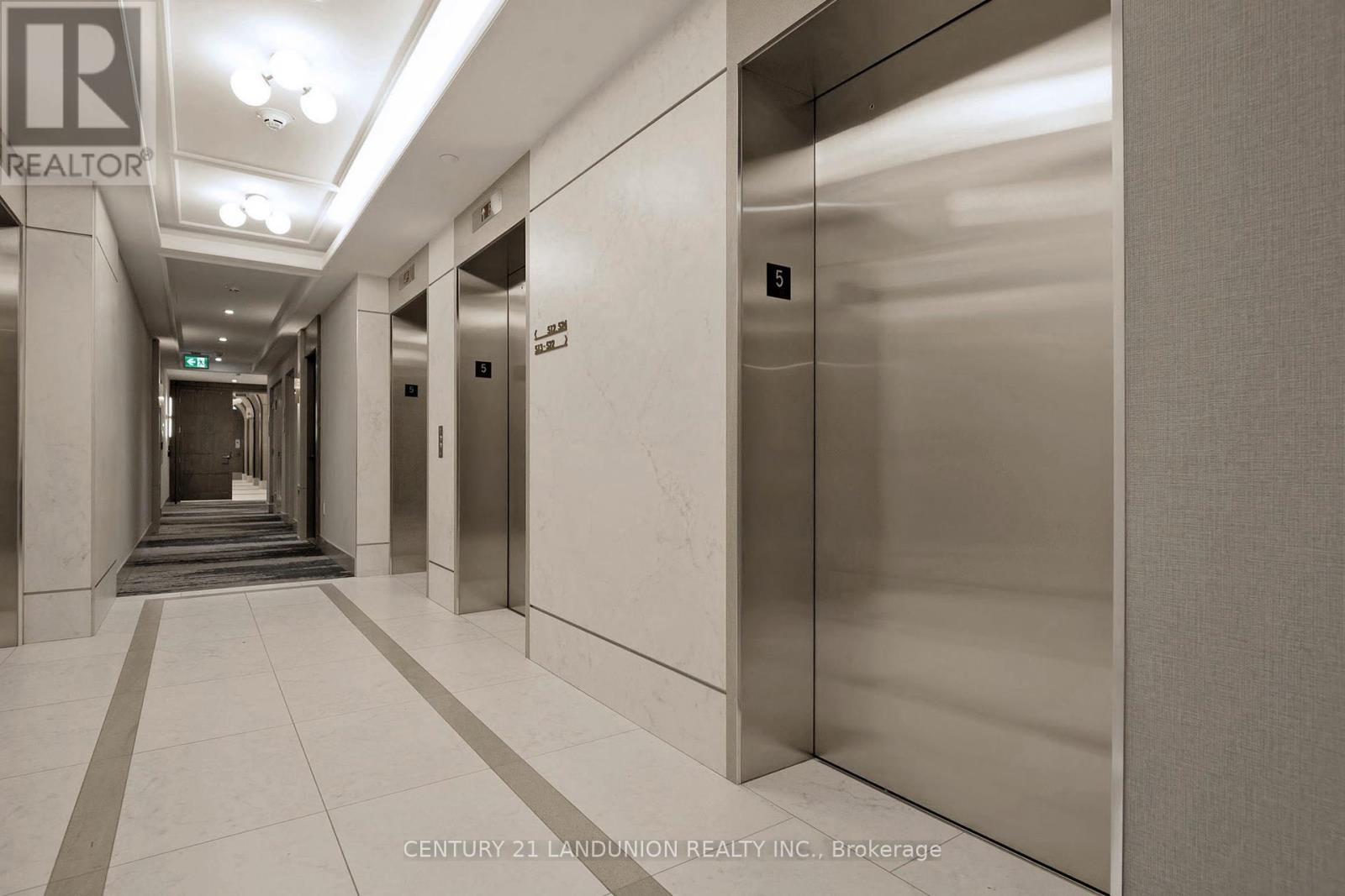 302 - 30 Inn On The Park Drive, Toronto, Ontario  M3C 0P7 - Photo 13 - C12000838