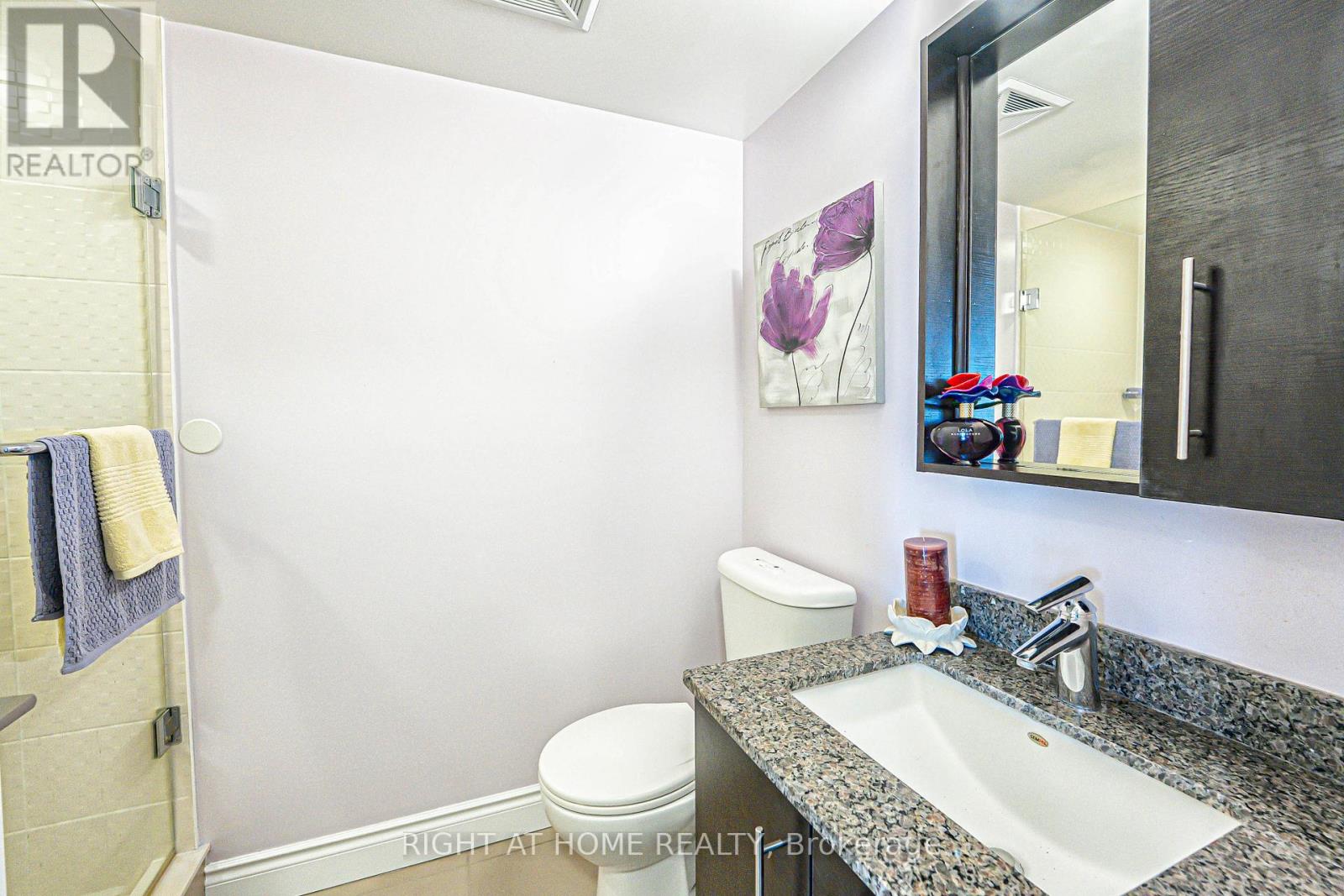 809 - 273 South Park Road, Markham, Ontario  L3T 0B5 - Photo 17 - N12205685