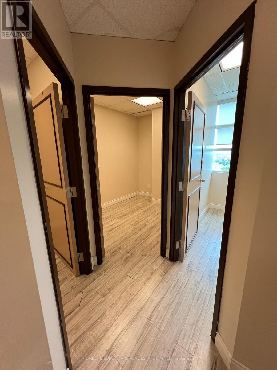 607 - 2250 Bovaird Drive E, Brampton, Ontario  L6R 0W3 - Photo 15 - W12205690