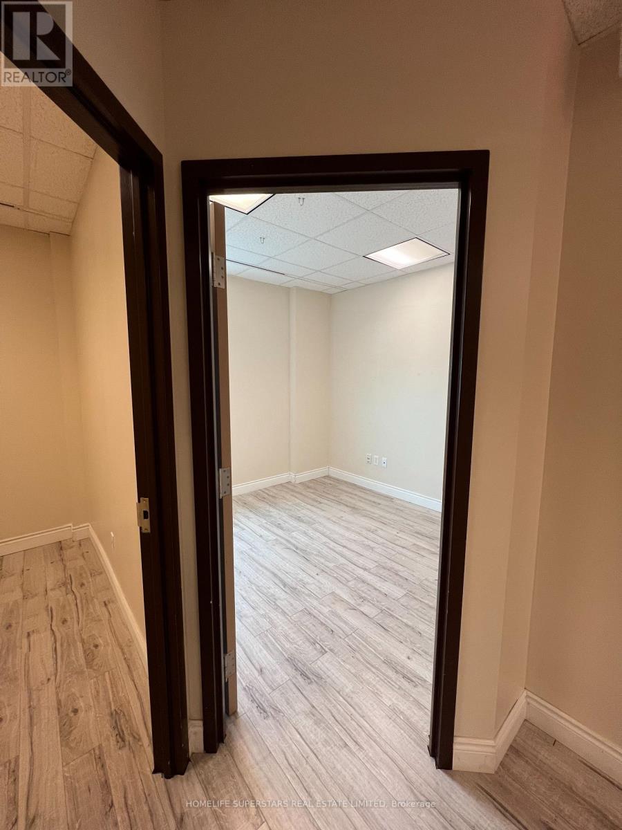 607 - 2250 Bovaird Drive E, Brampton, Ontario  L6R 0W3 - Photo 18 - W12205690