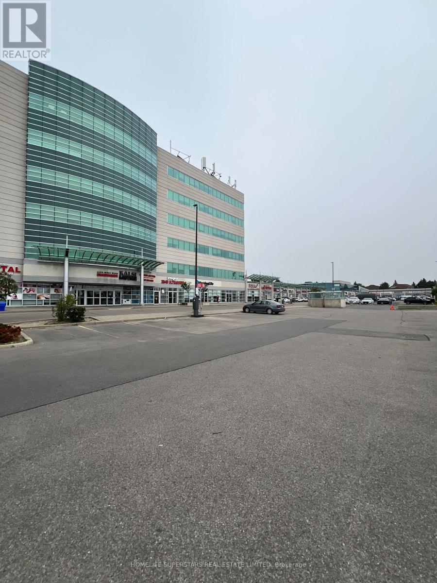 607 - 2250 Bovaird Drive E, Brampton, Ontario  L6R 0W3 - Photo 2 - W12205690
