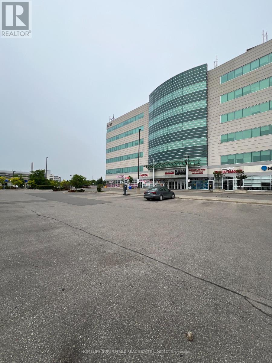 607 - 2250 Bovaird Drive E, Brampton, Ontario  L6R 0W3 - Photo 3 - W12205690