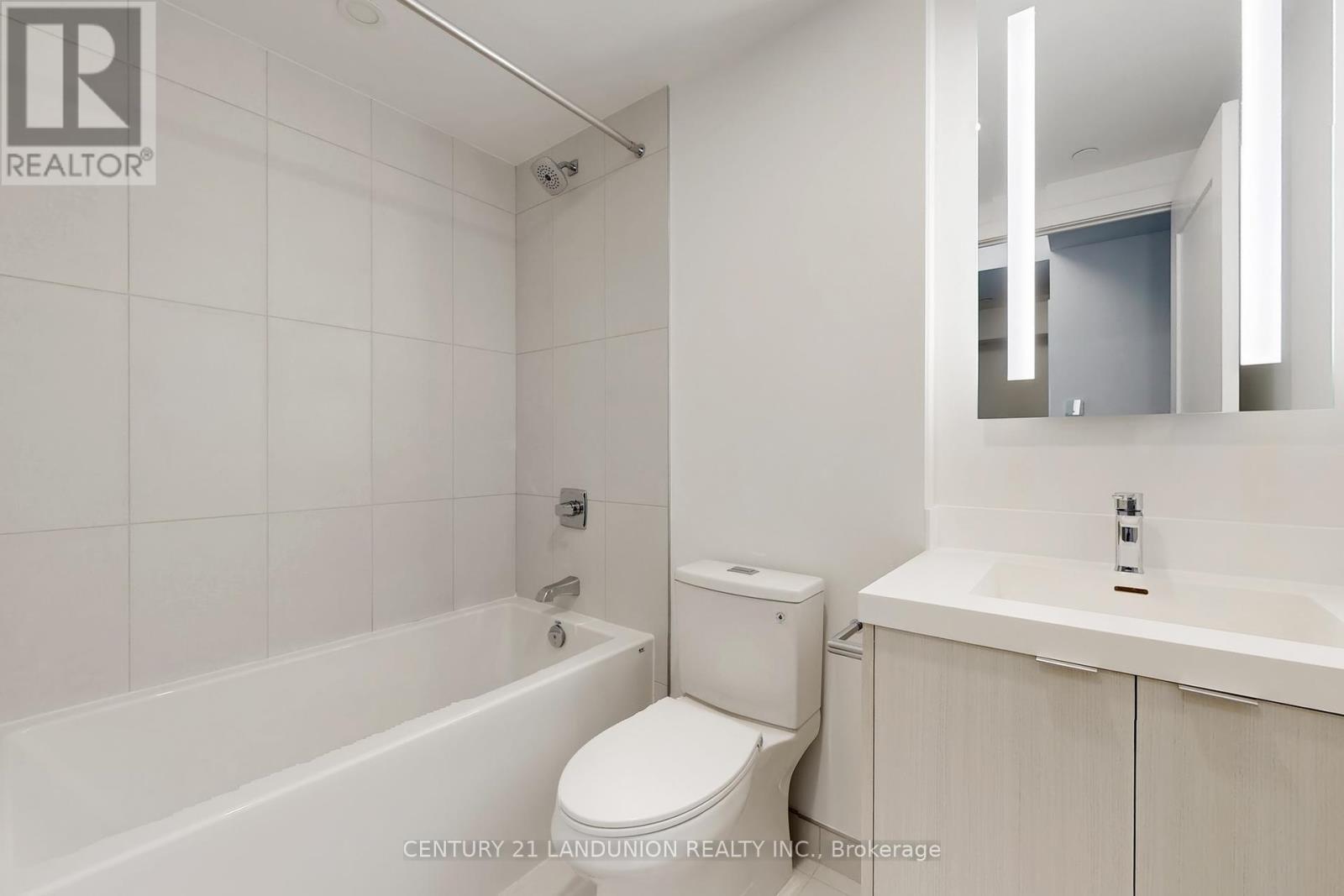 302 - 30 Inn On The Park Drive, Toronto (Banbury-Don Mills), Ontario  M3C 0P7 - Photo 25 - C12179883