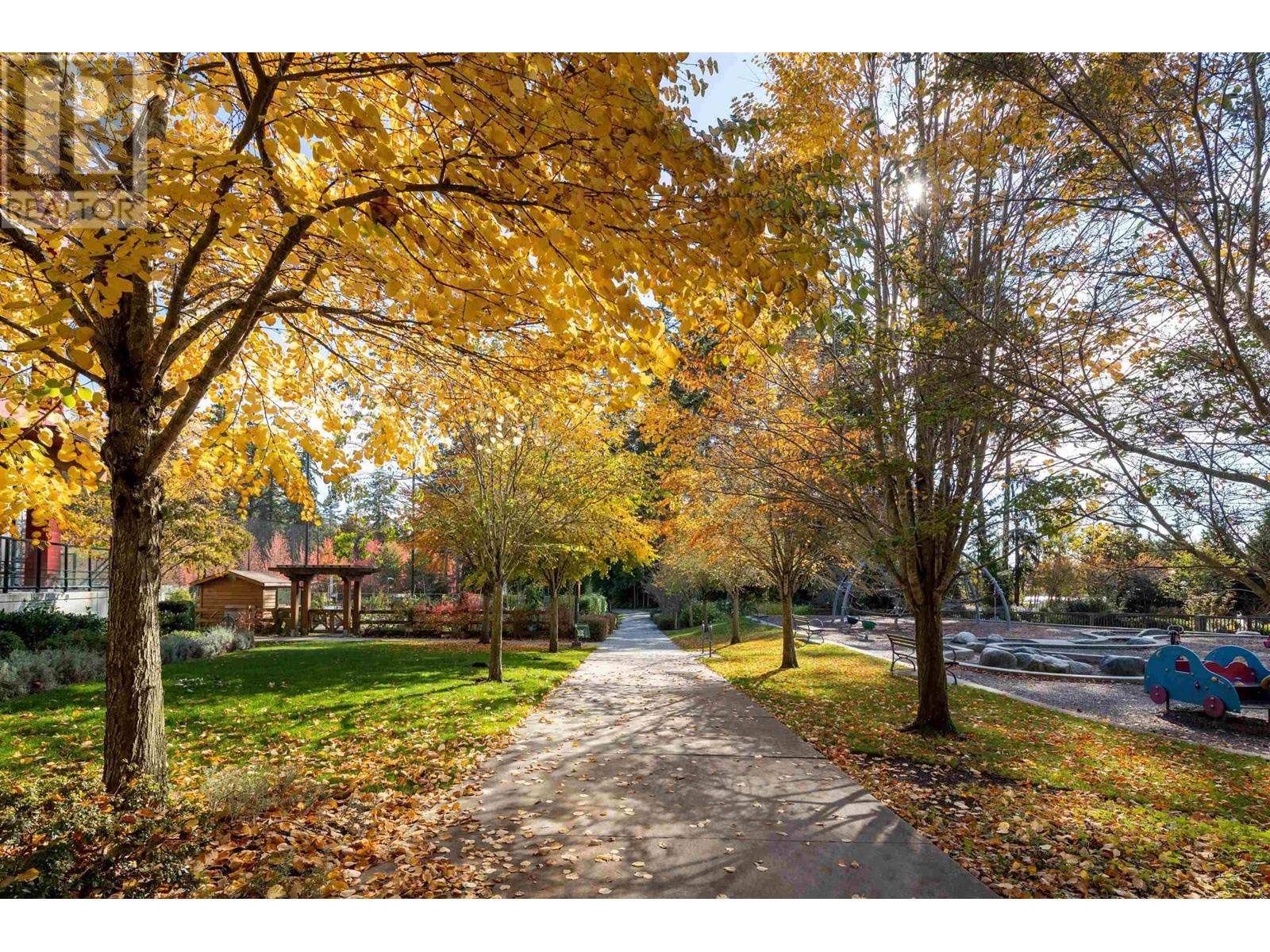 Property at 326 3563 ROSS DRIVE image 4
