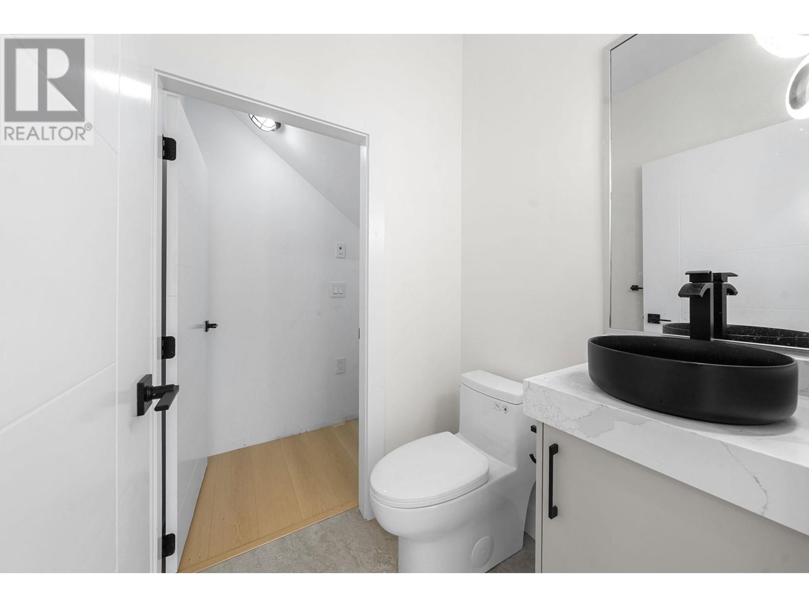 2 3425 Archimedes Street, Vancouver, British Columbia  V5R 4W4 - Photo 17 - R3012484