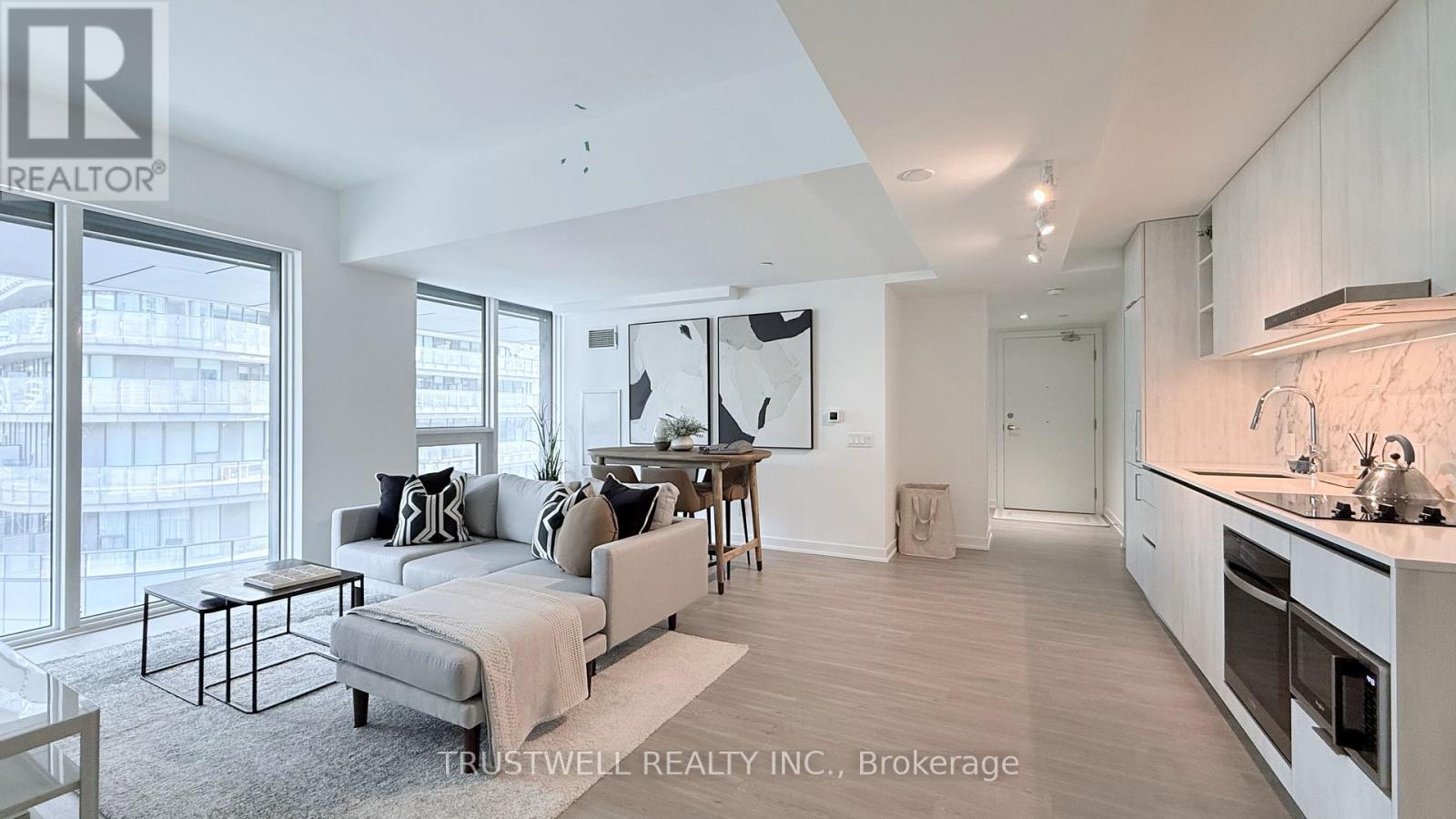 808 - 8 Wellesley Street W, Toronto, Ontario  M4Y 0J5 - Photo 10 - C12205702