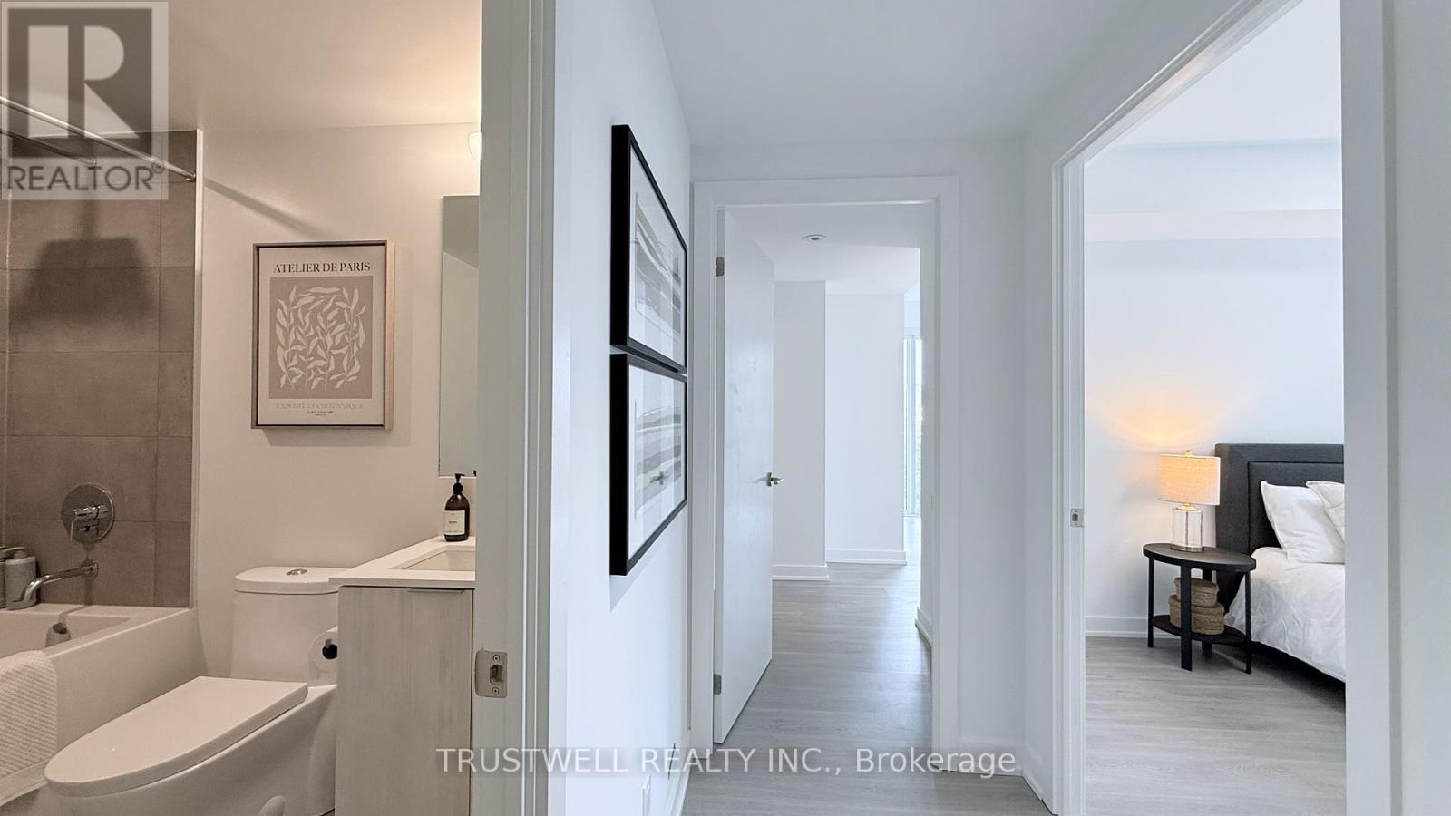 808 - 8 Wellesley Street W, Toronto, Ontario  M4Y 0J5 - Photo 14 - C12205702