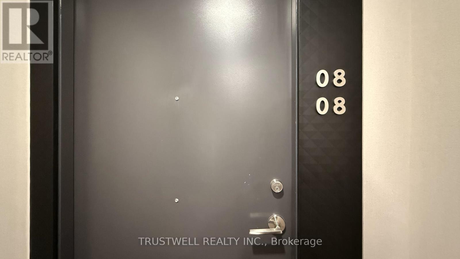 808 - 8 Wellesley Street W, Toronto, Ontario  M4Y 0J5 - Photo 2 - C12205702