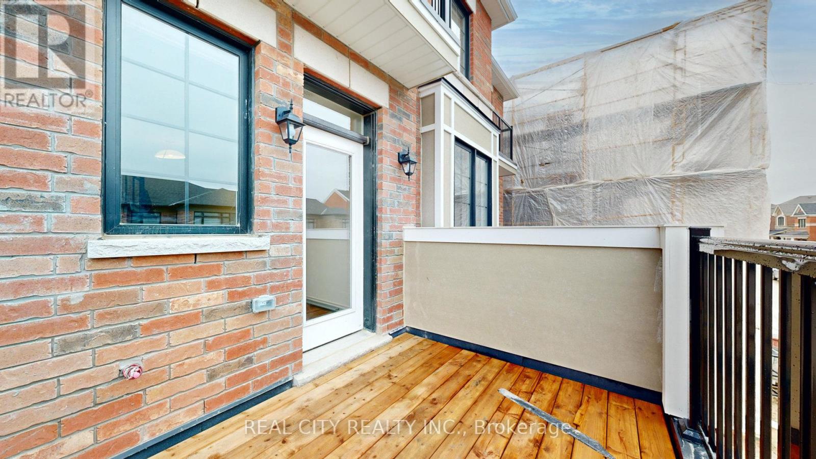 11 Keppel Circle W, Brampton, Ontario  L7A 5K4 - Photo 10 - W12205709