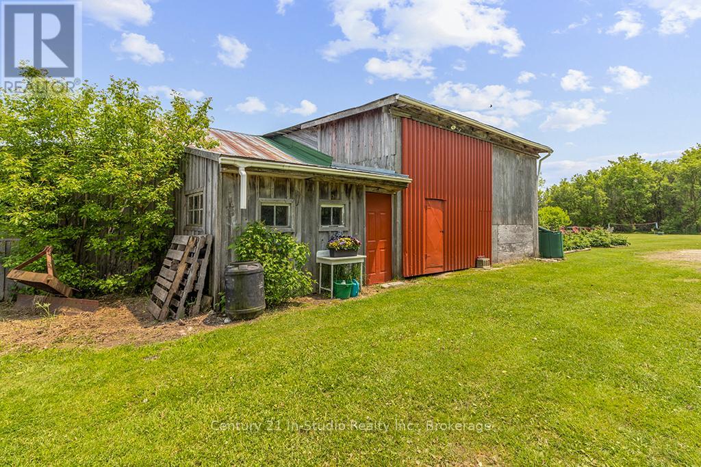 381103 Concession Road 4 Ndr, West Grey, Ontario  N4N 3B9 - Photo 39 - X12033764