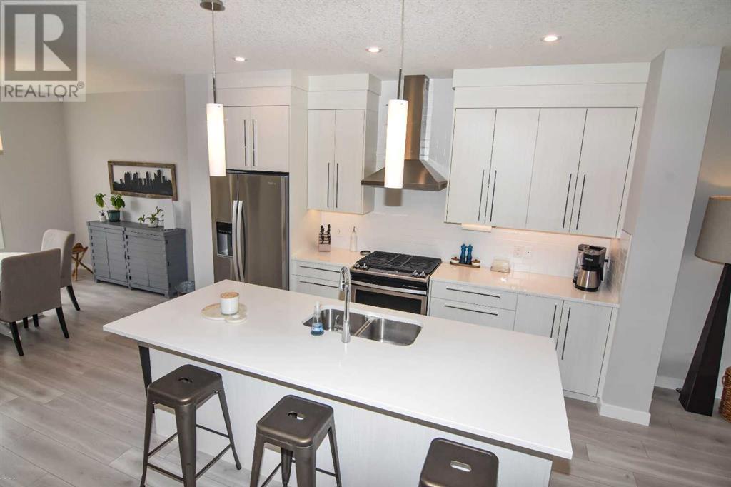 828 West Lakeview Drive, Chestermere, Alberta  T1X 1Z5 - Photo 11 - A2225375