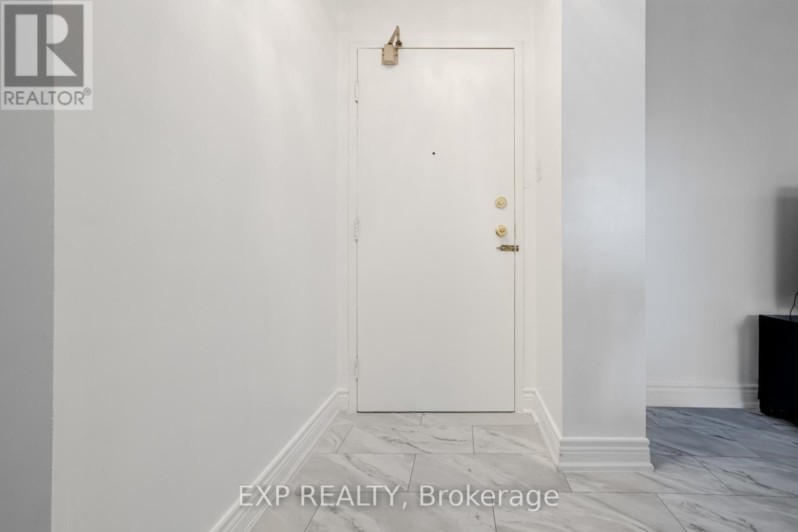 302 - 205 Hilda Avenue, Toronto, Ontario  M2M 4B1 - Photo 5 - C12203793