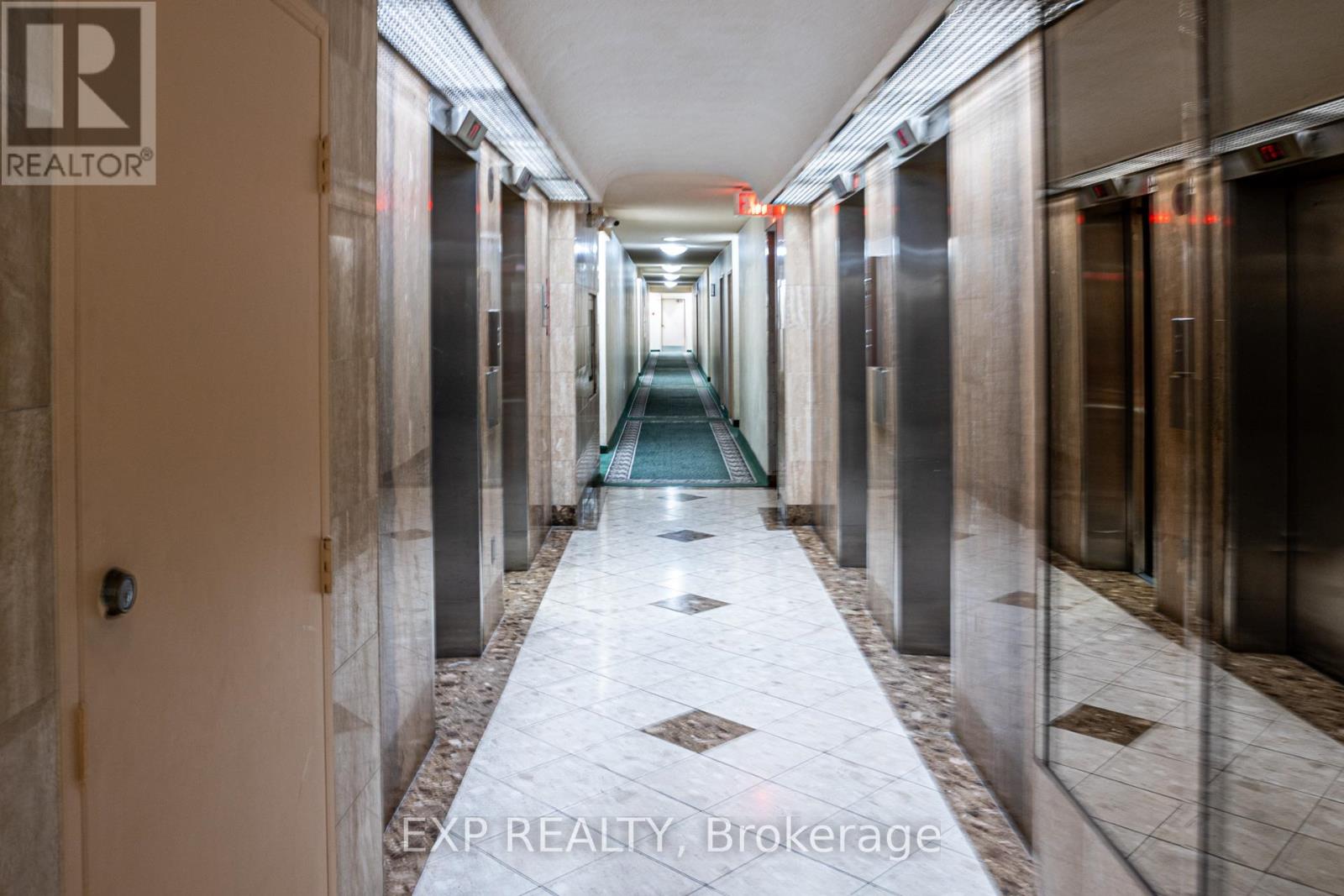 302 - 205 Hilda Avenue, Toronto, Ontario  M2M 4B1 - Photo 3 - C12203793