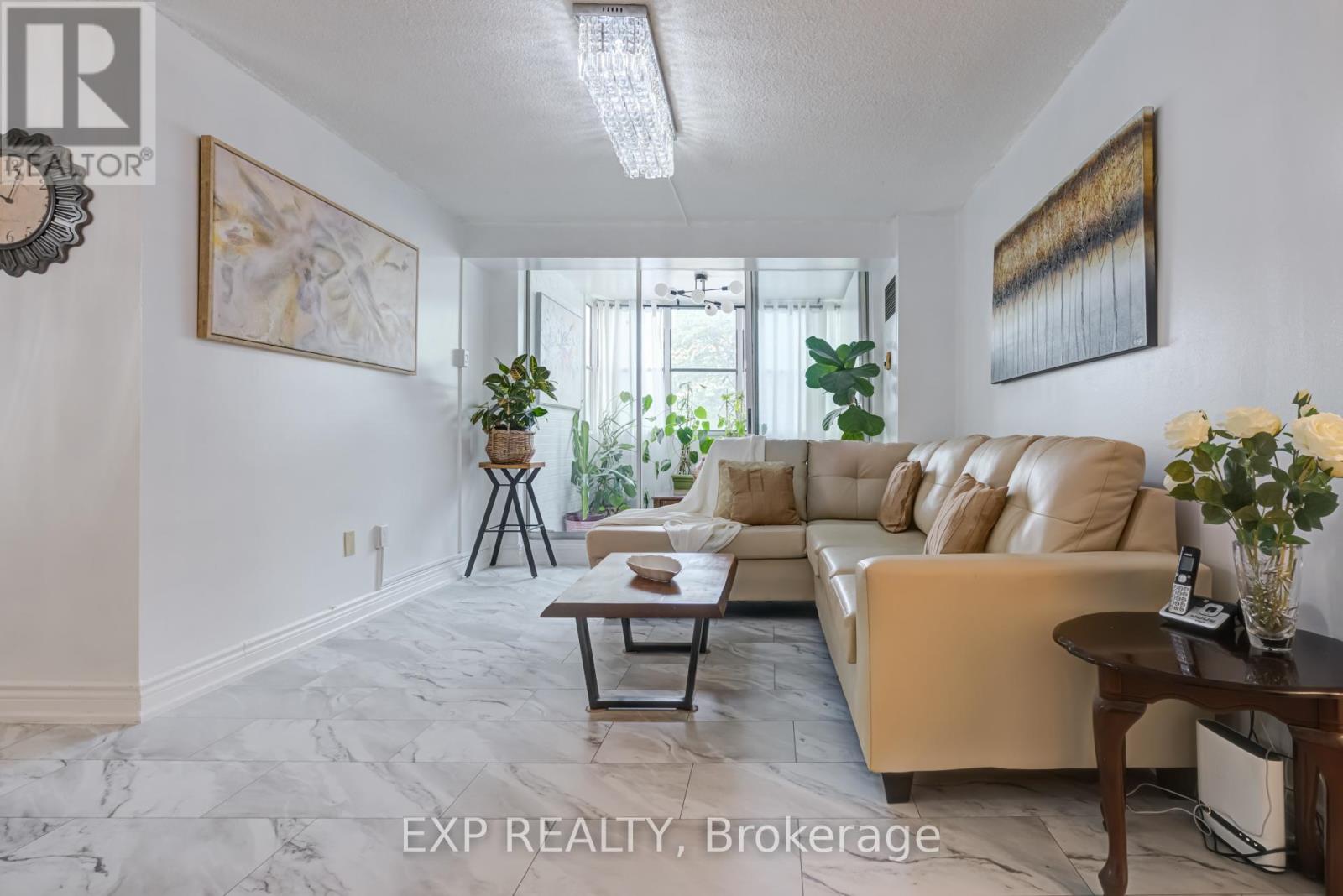 302 - 205 Hilda Avenue, Toronto, Ontario  M2M 4B1 - Photo 15 - C12203793