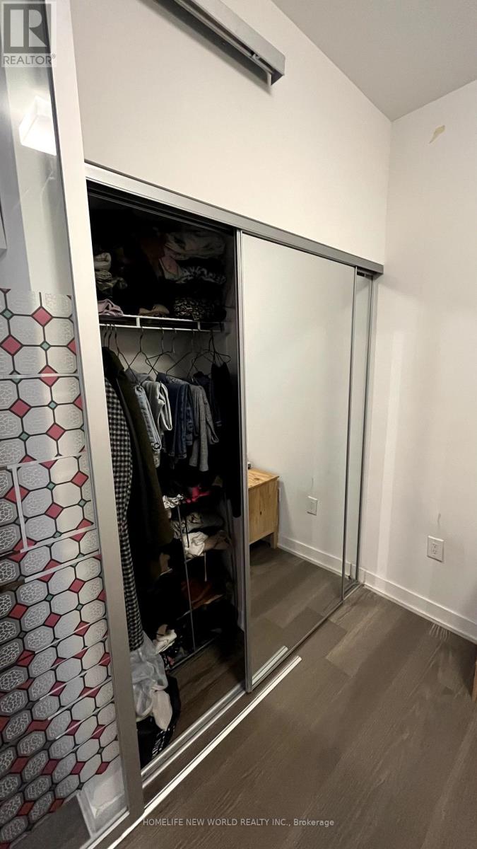 402 - 11 Wellesley Street W, Toronto, Ontario  M4Y 0G4 - Photo 12 - C12188721