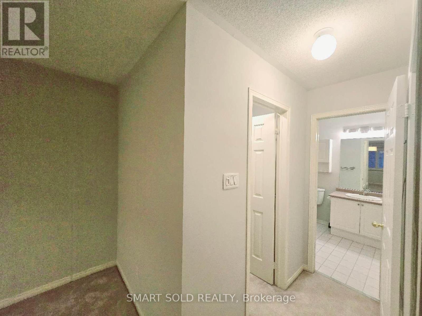 94 Coburg Crescent, Richmond Hill, Ontario  L4B 4E4 - Photo 20 - N12205011