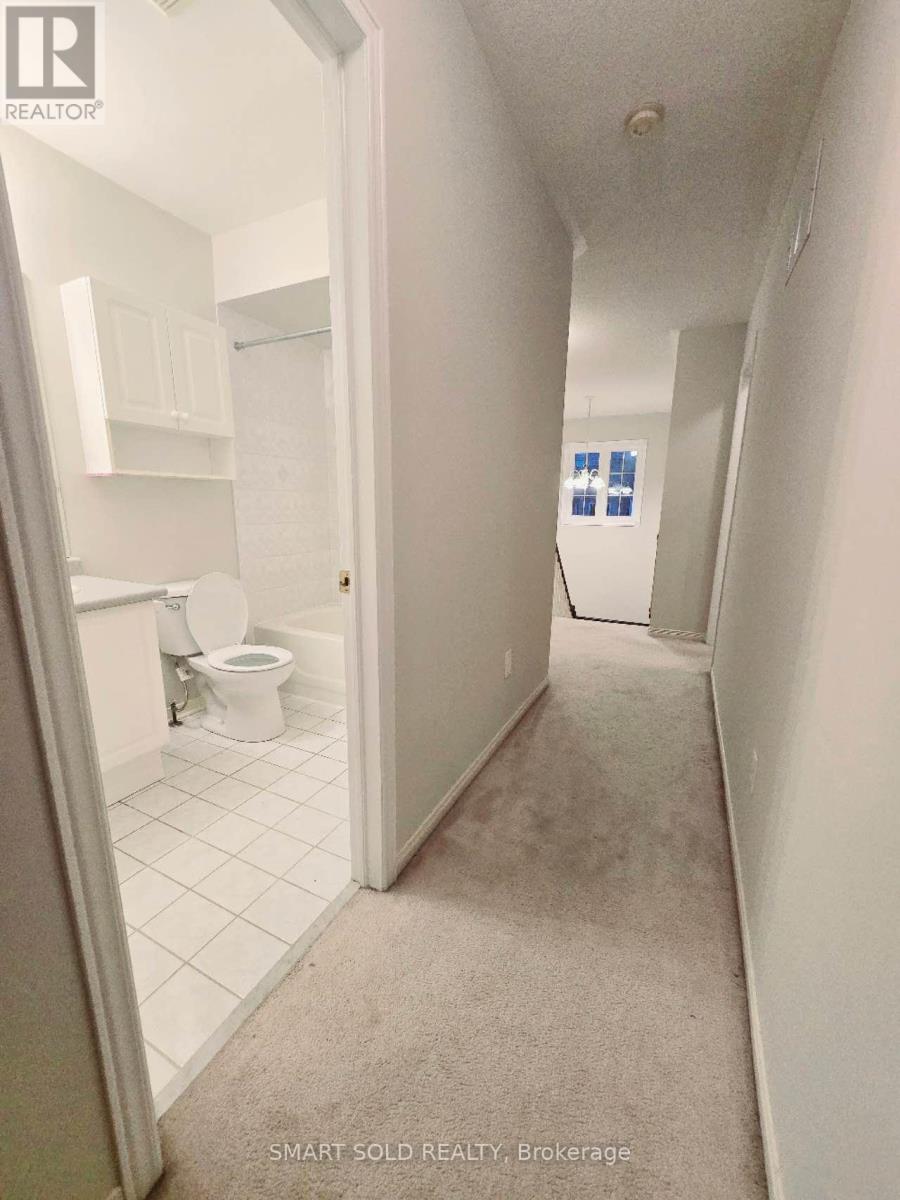 94 Coburg Crescent, Richmond Hill, Ontario  L4B 4E4 - Photo 17 - N12205011